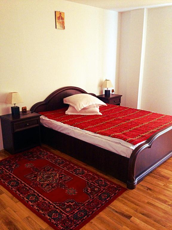 Casa Renti Hotel Novaci-Străini Szoba fotó